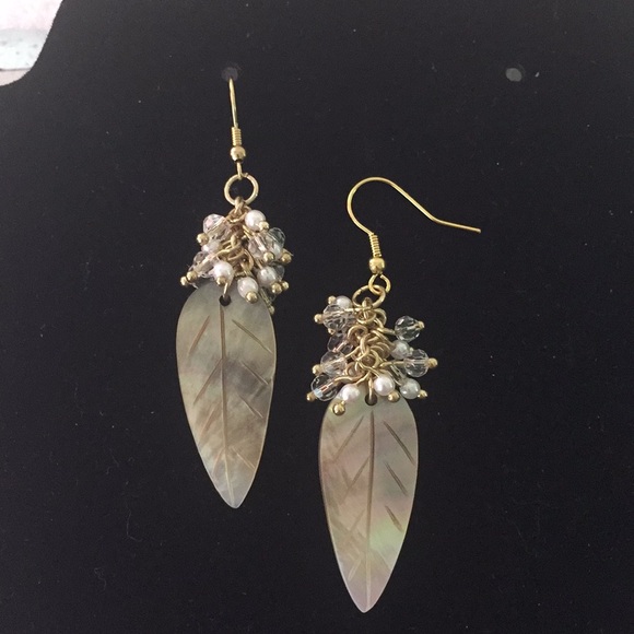 Jewelry From the Heart Jewelry - SHELL LEAF Earrings/Jewelry From the Heart